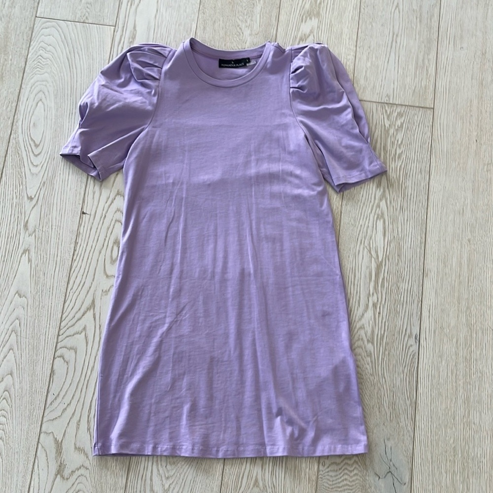 Pomander Place size small lilac T-shirt dress.